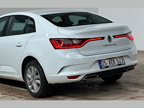 renault, megane, sedan 1.3 tce touch edc, otomatik, benzin 2.el otomobil | renew 11