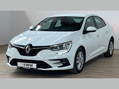Sedan 1.3 TCe Touch EDC, 2. el otomobil | renew