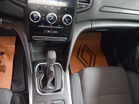 renault, megane, sedan 1.3 tce touch edc, otomatik, benzin 2.el otomobil | renew 29