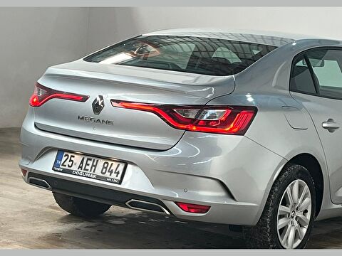 renault, megane, sedan 1.3 tce touch edc, otomatik, benzin 2.el otomobil | renew 12