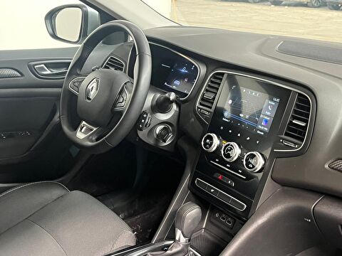 renault, megane, sedan 1.3 tce touch edc, otomatik, benzin 2.el otomobil | renew 22