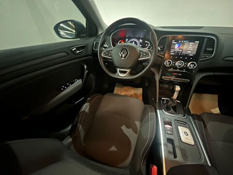 renault, megane, sedan 1.3 tce touch edc, otomatik, benzin 2.el otomobil | renew 17