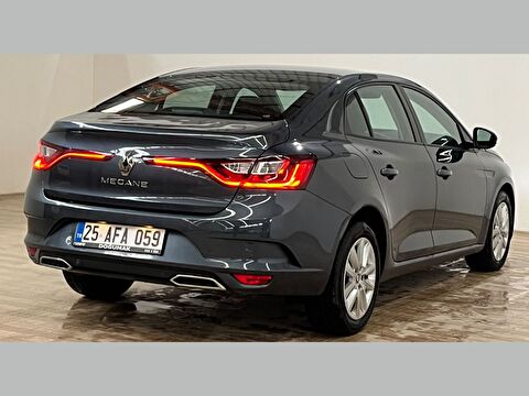 renault, megane, sedan 1.3 tce touch edc, otomatik, benzin 2.el otomobil | renew 8