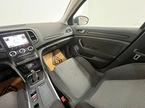 renault, megane, sedan 1.3 tce touch edc, otomatik, benzin 2.el otomobil | renew 21