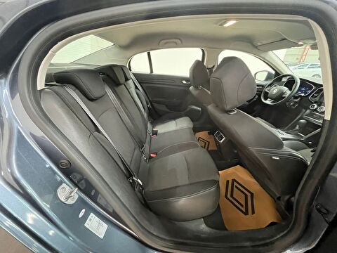 renault, megane, sedan 1.3 tce touch edc, otomatik, benzin 2.el otomobil | renew 16