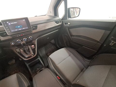 renault, kangoo multix, combi 1.3 tce ıconic edc, otomatik, benzin 2.el otomobil | renew 18
