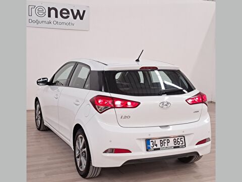 hyundai, i20, hatchback 1.4 crdı style, manuel, dizel 2.el otomobil | renew 15