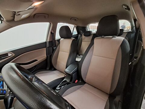 hyundai, i20, hatchback 1.4 crdı style, manuel, dizel 2.el otomobil | renew 17