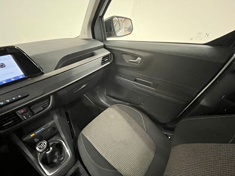 ford, tourneo courier, 1.5l ecoblue deluxe, manuel, dizel 2.el otomobil | renew 21