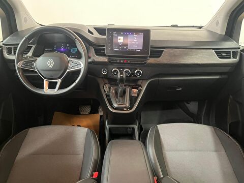 renault, kangoo multix, 1.3 tce ıconic edc, otomatik, benzin 2.el otomobil | renew 17