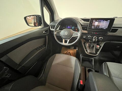 renault, kangoo multix, 1.3 tce ıconic edc, otomatik, benzin 2.el otomobil | renew 18