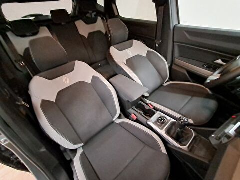 renault, duster, suv 1.2 tce mhev 4x4 advanced techno, manuel, mhev 2.el otomobil | renew 15