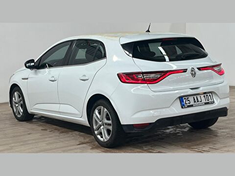 renault, megane, hatchback 1.6 16v joy, manuel, benzin 2.el otomobil | renew 9