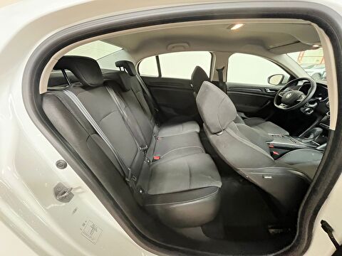 renault, megane, sedan 1.3 tce touch edc, otomatik, benzin 2.el otomobil | renew 14