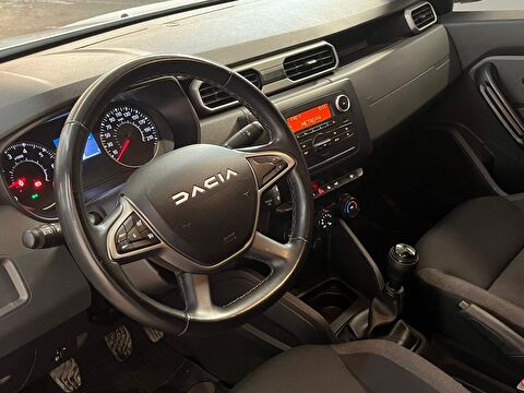 dacia, duster, suv 1.3 tce 4x4 essential, manuel, benzin 2.el otomobil | renew 25