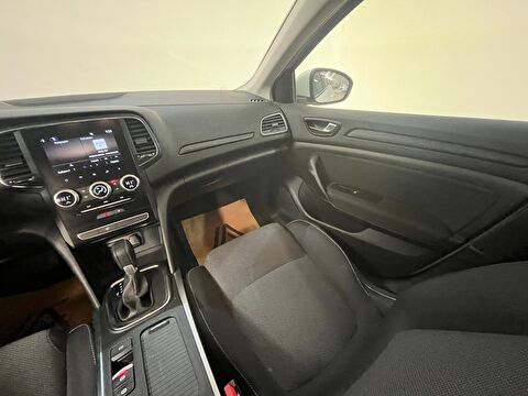 renault, megane, sedan 1.3 tce touch edc, otomatik, benzin 2.el otomobil | renew 19