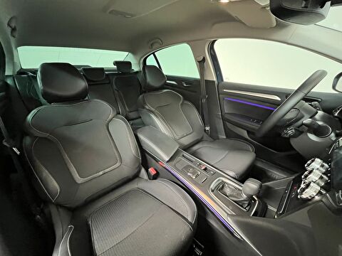 renault, megane, sedan 1.3 tce ıcon edc, otomatik, benzin 2.el otomobil | renew 18