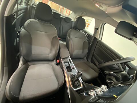 renault, megane, sedan 1.3 tce touch, otomatik, benzin 2.el otomobil | renew 17