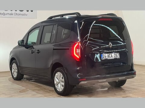 renault, kangoo multix, combi 1.3 tce ıconic edc, otomatik, benzin 2.el otomobil | renew 9
