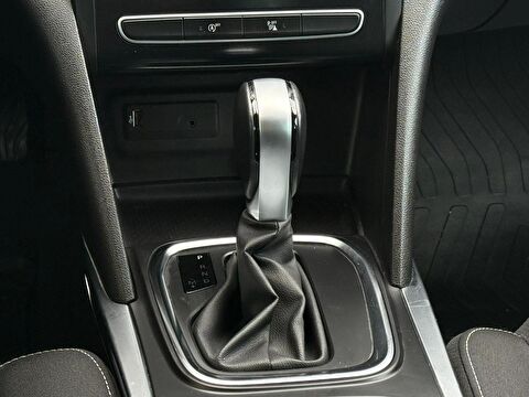 renault, megane, sedan 1.3 tce joy comfort edc, otomatik, benzin 2.el otomobil | renew 17