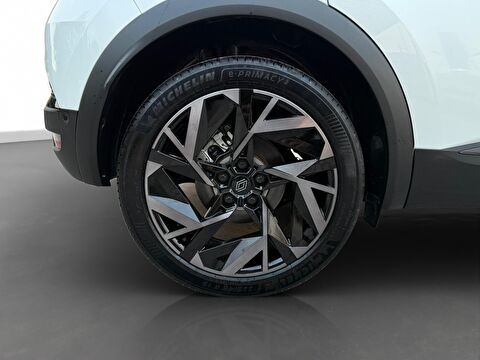 renault, captur, crossover 1.3 tce mhev esprit alpine edc, otomatik, mhev 2.el otomobil | renew 8