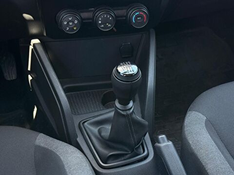 dacia, duster, 1.0 turbo essential 4x2, manuel, benzin 2.el otomobil | renew 25