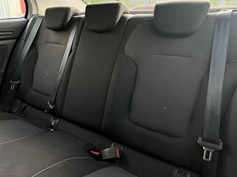 renault, megane, sedan 1.3 tce touch edc, otomatik, benzin 2.el otomobil | renew 26