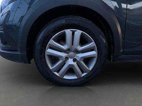 dacia, sandero, hatchback 1.0 tce stepway essential cvt, otomatik, benzin 2.el otomobil | renew 6