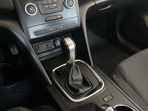 renault, megane, sedan 1.3 tce joy edc, otomatik, benzin 2.el otomobil | renew 18