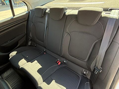 renault, megane, sedan 1.5 dcı touch edc, otomatik, dizel 2.el otomobil | renew 22
