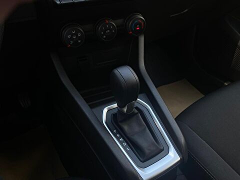 renault, clio, hatchback 1.0 tce equilibre x-tronic, otomatik, benzin 2.el otomobil | renew 18