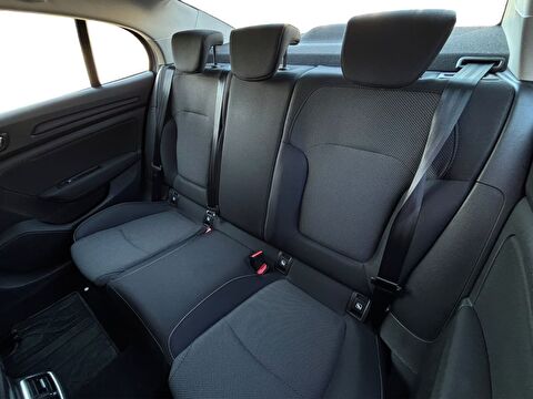 renault, megane, sedan 1.3 tce touch edc, otomatik, benzin 2.el otomobil | renew 14