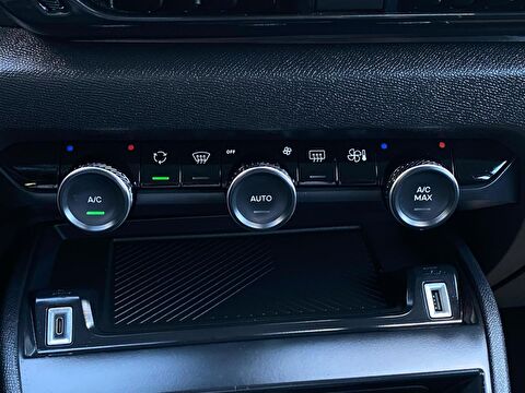 citroen, c4 x, crossover 1.2 puretech feel bold eat8, otomatik, benzin 2.el otomobil | renew 22