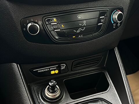 ford, tourneo courier, kombi 1.5 tdcı deluxe, manuel, dizel 2.el otomobil | renew 17