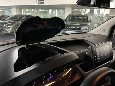 renault, kangoo multix, combi 1.3 tce ıconic edc, otomatik, benzin 2.el otomobil | renew 18