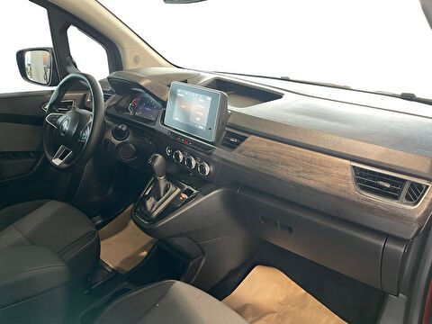 renault, kangoo multix, combi 1.3 tce ıconic edc, otomatik, benzin 2.el otomobil | renew 12