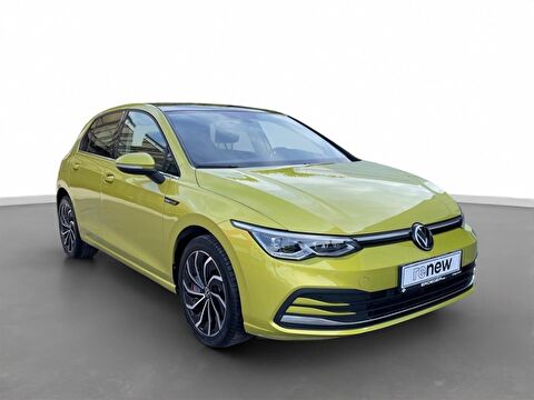 Hatchback 1.0 eTSI Style DSG, 2. el otomobil | renew