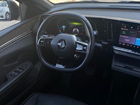 renault, megane e-tech, crossover ev60 ıconic otomatik, otomatik, elektrik 2.el otomobil | renew 13