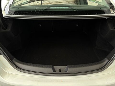 renault, megane, sedan 1.3 tce joy, manuel, benzin 2.el otomobil | renew 26