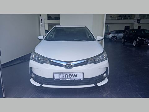 Sedan 1.6 Touch Multidrive S, 2. el otomobil | renew