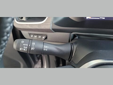 renault, kangoo multix, combi 1.3 tce ıconic edc, otomatik, benzin 2.el otomobil | renew 18