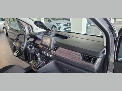 renault, kangoo multix, combi 1.3 tce ıconic edc, otomatik, benzin 2.el otomobil | renew 28