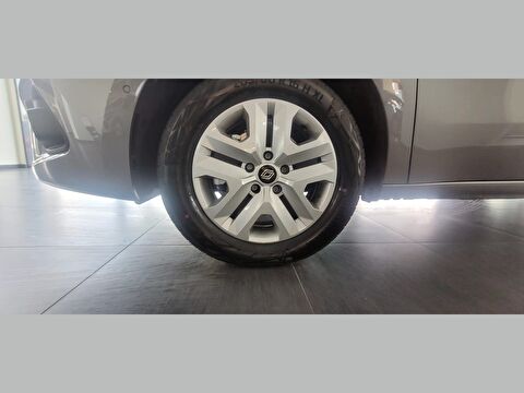 renault, kangoo multix, combi 1.3 tce ıconic edc, otomatik, benzin 2.el otomobil | renew 33