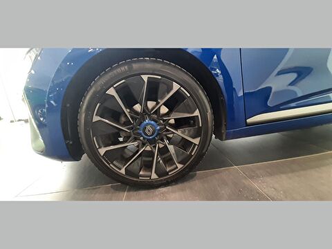 renault, clio, 1.0 tce techno esprit alpine	x-tronic, otomatik, benzin 2.el otomobil | renew 35