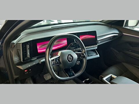 renault, megane e-tech, crossover ev60 ıconic otomatik, otomatik, elektrik 2.el otomobil | renew 12