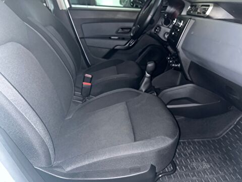 dacia, duster, suv 1.3 tce essential edc, otomatik, benzin 2.el otomobil | renew 17