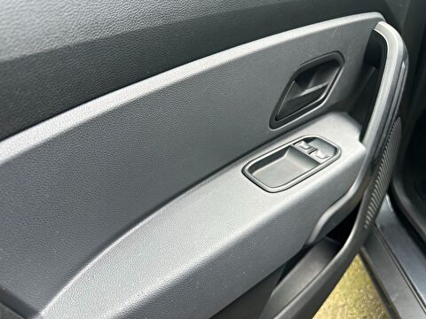 dacia, duster, suv 1.0 tce essential, manuel, benzin 2.el otomobil | renew 15