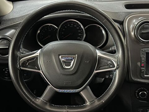 dacia, sandero, 0.9 tce turbo stepway easy-r, otomatik, benzin 2.el otomobil | renew 9