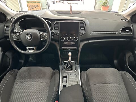 renault, megane, sedan 1.3 tce touch edc, otomatik, benzin 2.el otomobil | renew 9
