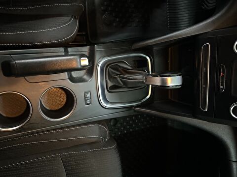 renault, megane, sedan 1.5 dcı touch edc, otomatik, dizel 2.el otomobil | renew 11